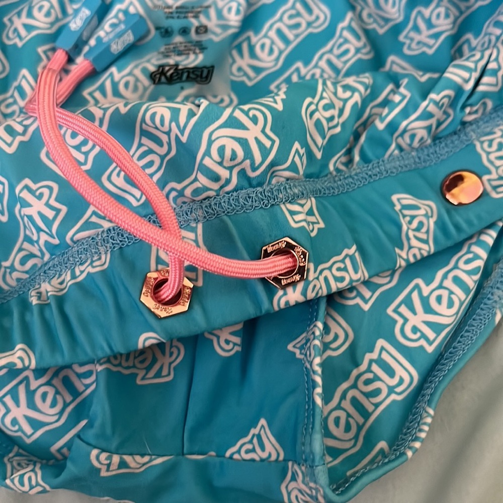 MEN’s KENSY(Barbie Inspired) swim trunk size SMALL - Picture 6 of 7